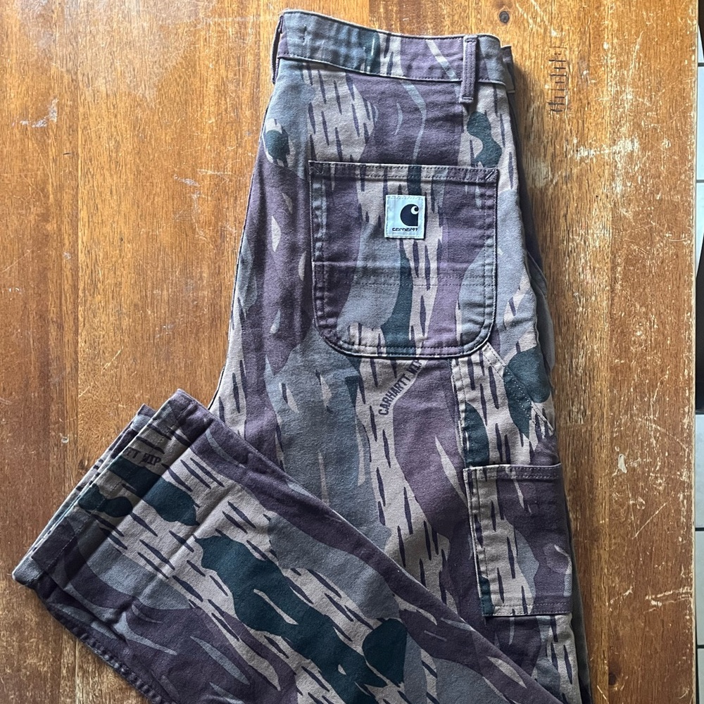 Carhartt WIP Women's Boyfriend Cargo Pants Camo Pierce Pant Size 27